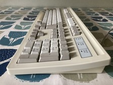 Vintage Fujitsu FKB4870 UK PC