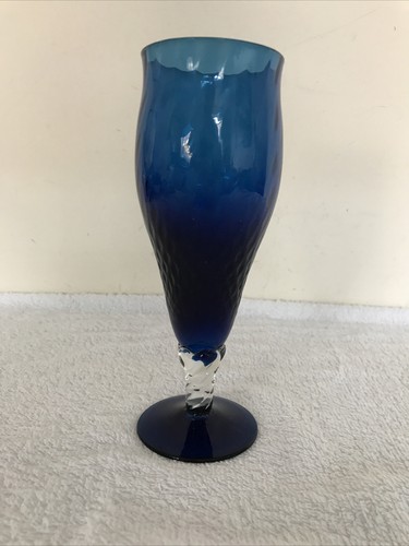 Vintage cobalt blue glass vase - blue,