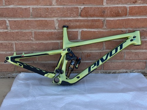 Pivot switchblade frameset - v2,