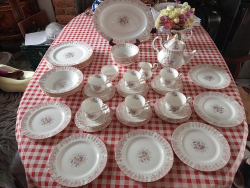 Royal albert bone china - royal,