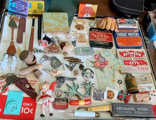 Vintage antique store - vintage,