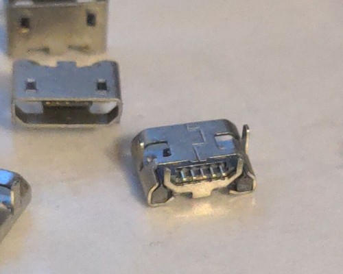 Tesco hudl micro - 1x, usb