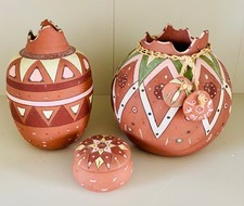 Potugese Luzio clay pottery 3 piece set. Marked 4C