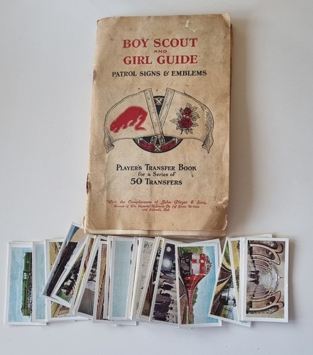 Cigarette cards boy - boy, scout