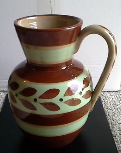 Dee cee stoneware england jug - cee,