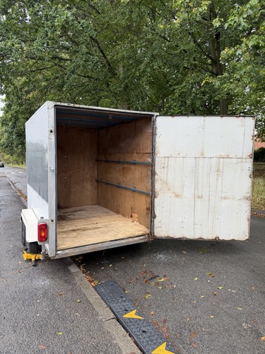 Large box trailer braked - large,
