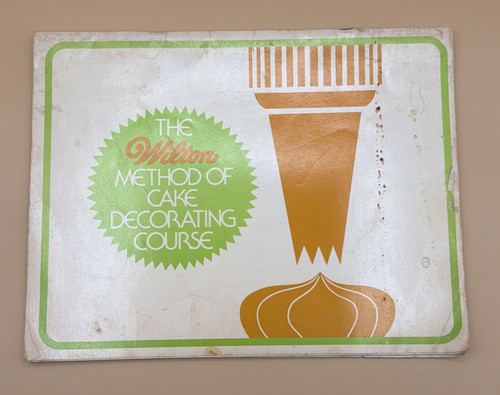 1982 wilton method basic cake - wilton,
