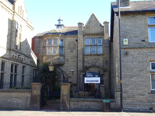 Photo 6x4 milnow library - photo,