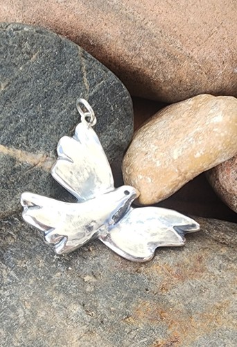 Retired james avery sterling - retired,