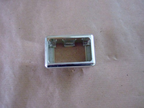 Rocker switch nacelle - , surround