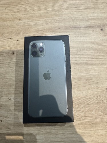 Apple iphone pro max - apple, empty