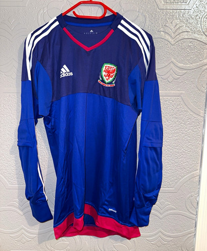 Adidas wales goalkeeper - adidas,