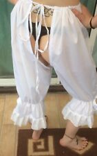 White Victoria look open