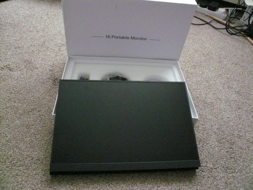 Portable monitor - 16",
