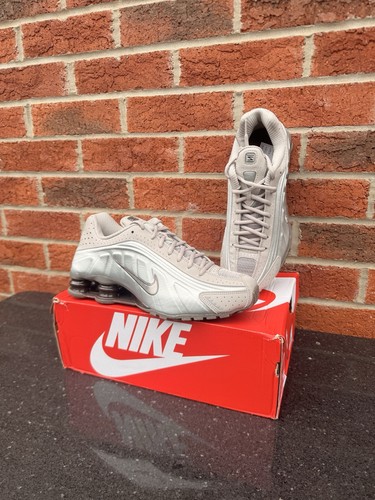 Nike shox cave - shox, r4