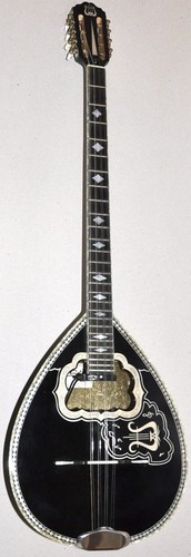 Matsikas greek string - matsikas,