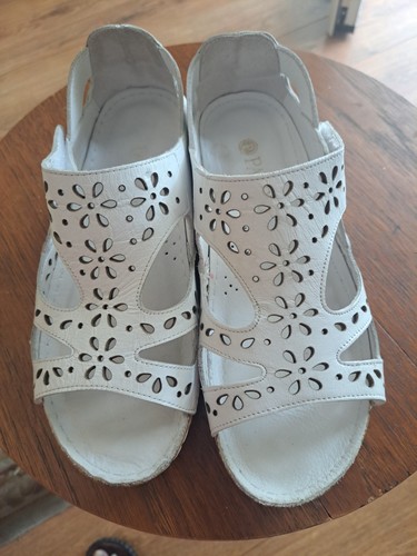 Pavers white leather lazer - pavers,