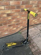Addict Defender Stunt Scooter