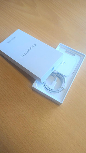 Quick sale apple iphone - ***,