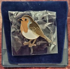 Robin Pin Badge