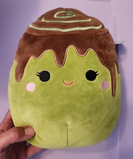 NWT Squishmallow 9.5” Malta
