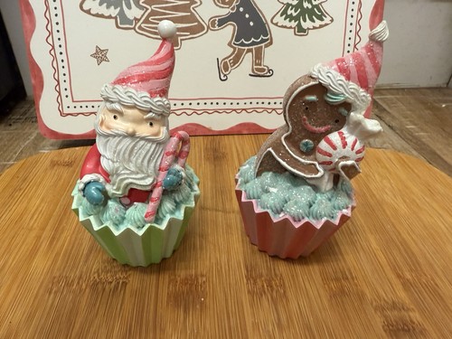 Santa gingerbread cupcake - santa,