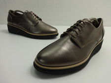 Womens Shoes Size 7 CLARKS Gold Metalic Creepers Leather Ladies Lace Up Flats