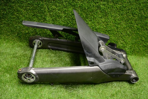 Kawasaki z1000sx rear swingarm - kawasaki,