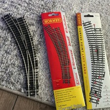3 x OO Gauge Hornby R8074 Left
