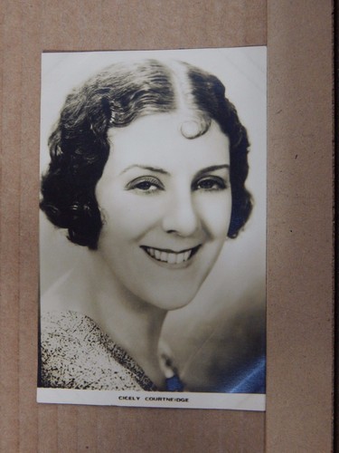 Film star postcard cicely - film,