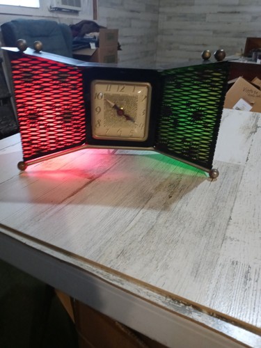 Vintage 1950s united clock - united,