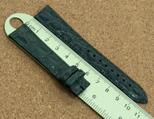 18mm hirsch green crocodile - green,