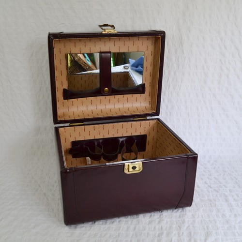 Vintage vanity case - vintage,
