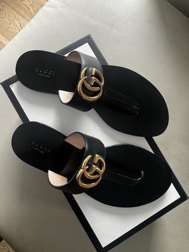 Gucci black leather flat - leather, thong