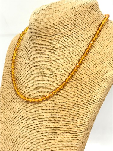 Elegant baltic amber necklace - elegant,