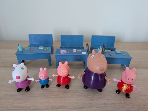 Peppa pig figures bundle - peppa,