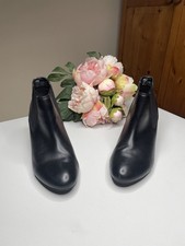 F&F Black Ladies Leather