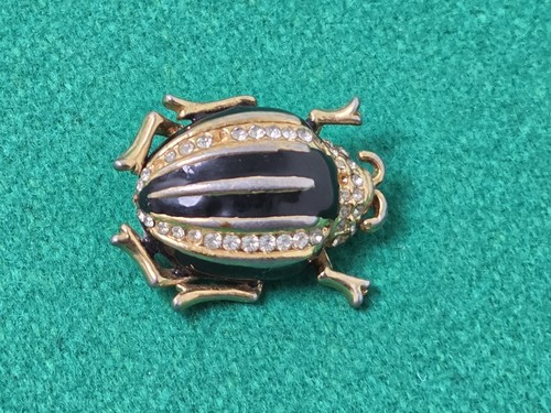 Ladies beetle enamel pin - beetle,