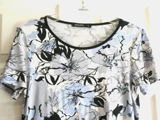 ladies preowned david jones xs dress blue round neck short sleeve,,