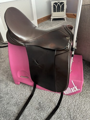 Sankey dressage saddle - dressage,