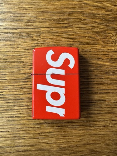Supreme zippo deadstock 2018 - supreme,