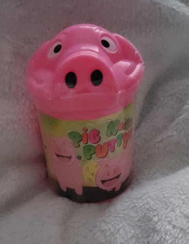 Pig noise fart - fart, pocket