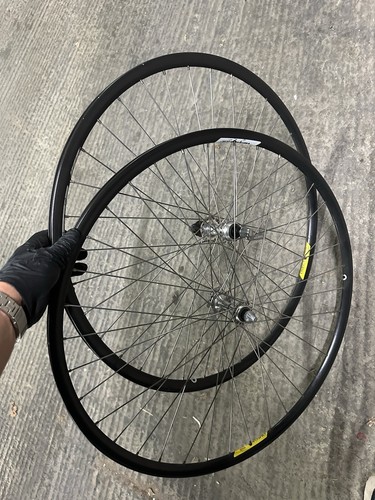 Shimano 600 clincher road - clincher,