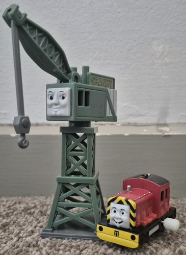 Thomas friends capsule - &,