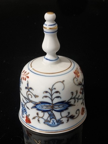 Meissen table bell - bell,, onion