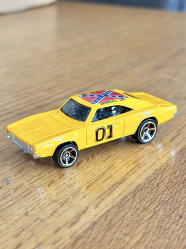 Hot wheels general - hot, lee