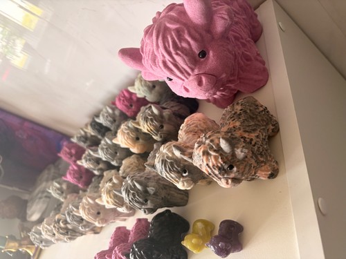 Wholesale crystal highland cow