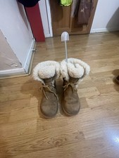 Ugg Australia 3285 Sophy Boots