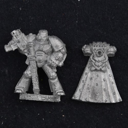Space marine captain le4 - space,