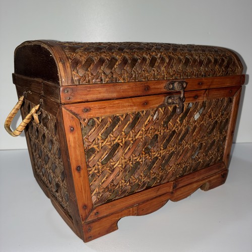 Vtg wicker brass weaved - brass,